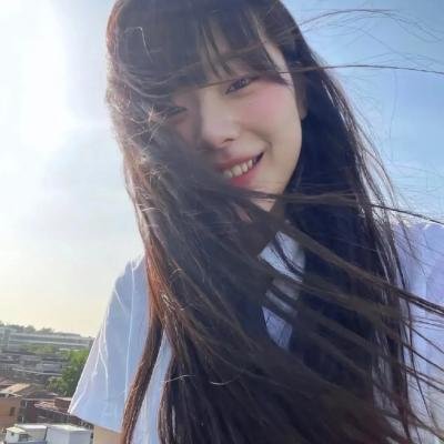 只能亲吻不幸同学了！